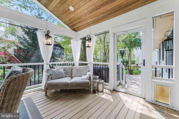 Interior, Sun Room, Wooden Ceilings, Wood Texture Flooring