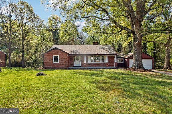 Backyard, Detached Garage, Exterior