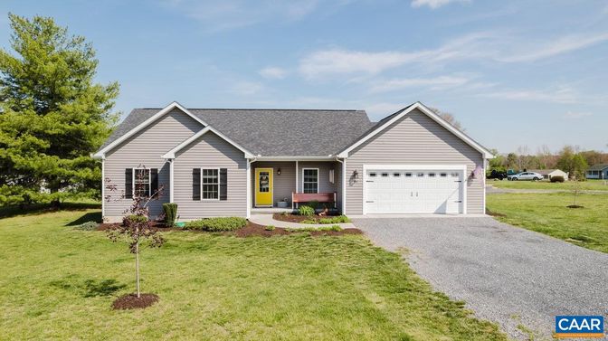 Attached, Backyard, Exterior, Facade, Ranch