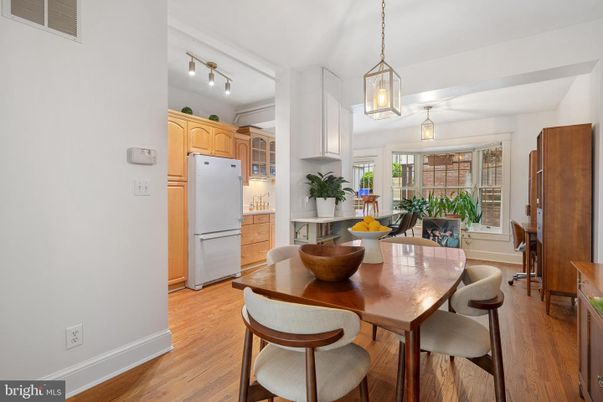 Dining room, Interior, Kitchen, Pendant Lights, Wood Texture Flooring