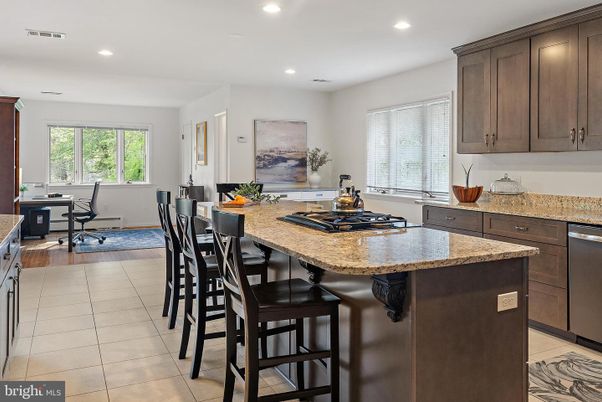 Dining room, Interior, Kitchen, Recessed Lighting