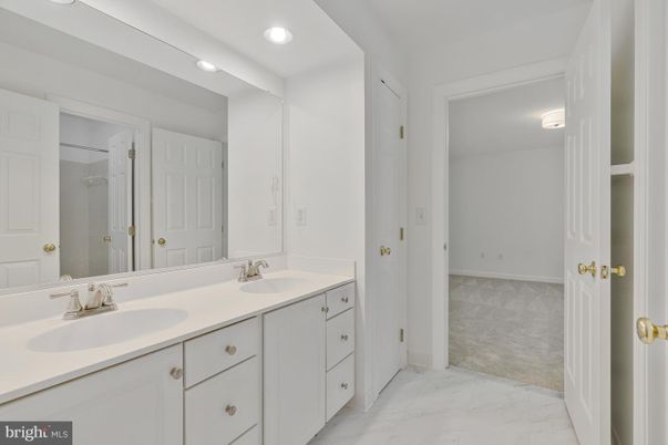 Bathroom, Dual Sink Vanities, Interior, Marble, Recessed Lighting