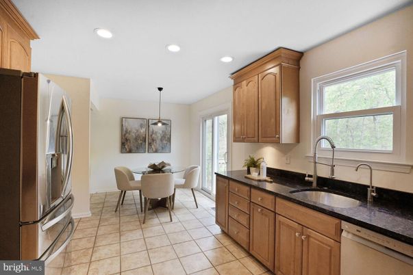 Dining room, Interior, Kitchen, Pendant Lights, Recessed Lighting