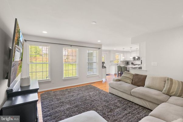 Interior, Kitchen, Living room, Pendant Lights, Recessed Lighting, Wood Texture Flooring