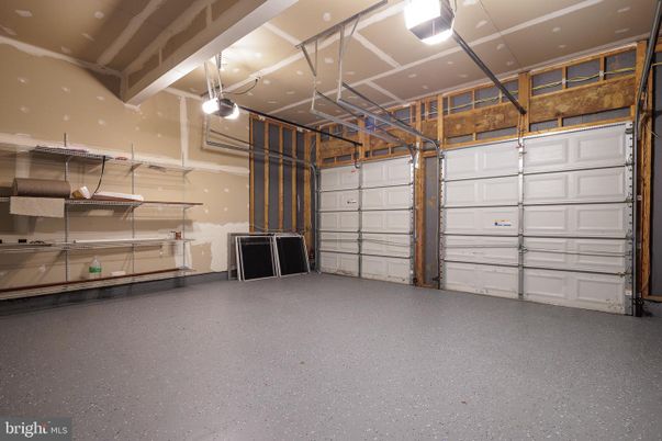 Garage, Interior