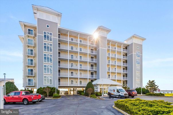 Exterior, Facade, Condo Building