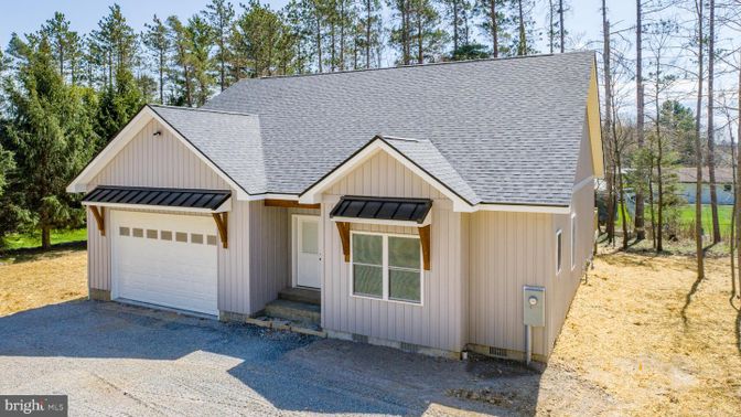Attached, Detached Garage, Exterior, Facade, None