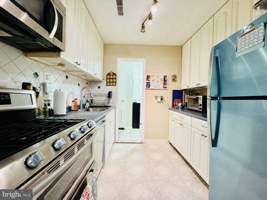 Interior, Kitchen, Stainless Steel Appliances