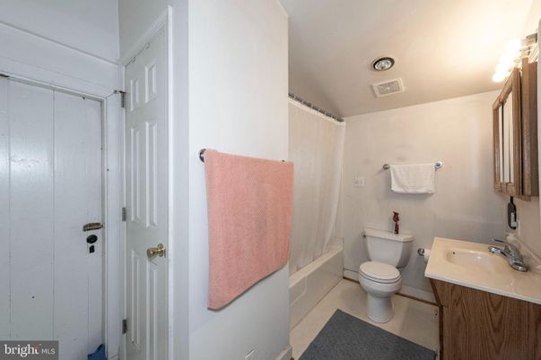 Bathroom, Interior