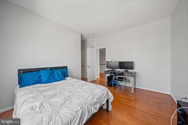 Bedroom, Home Office, Interior, Wood Texture Flooring