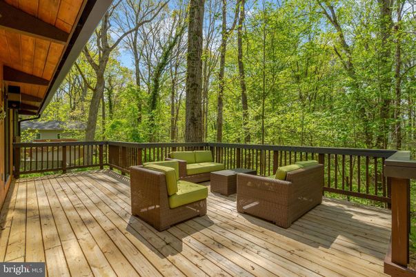 Exterior, Wood Texture Flooring