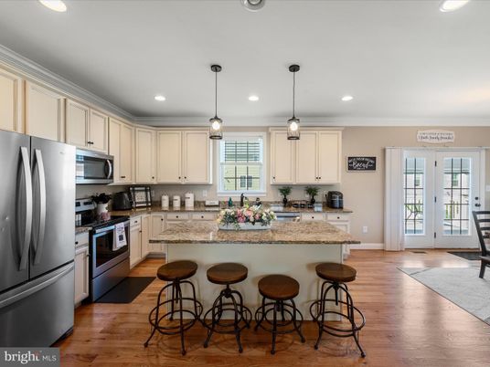 Interior, Kitchen, Pendant Lights, Recessed Lighting, Wood Texture Flooring