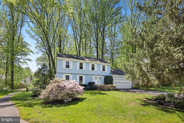 Attached, Backyard, Exterior, Facade, Georgian