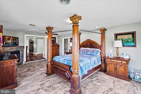 Bedroom, Fireplace, Interior, Recessed Lighting, Wood Texture Flooring