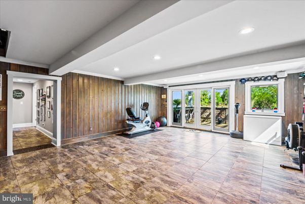Fitness Equipment, Interior, Recessed Lighting