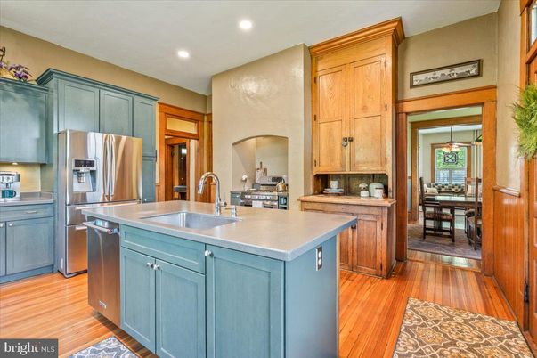 Dining room, Interior, Kitchen, Recessed Lighting, Stainless Steel Appliances, Wood Texture Flooring
