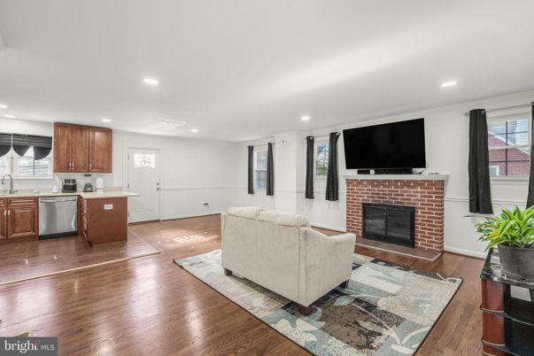 Fireplace, Interior, Kitchen, Living room, Recessed Lighting, Wood Texture Flooring
