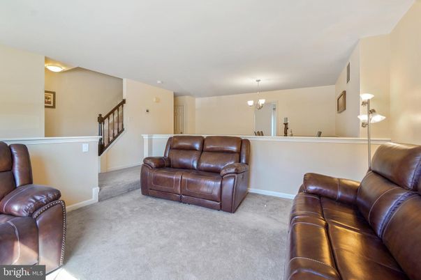 Chandelier, Interior, Living room