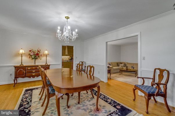 Chandelier, Dining room, Interior, Living room, Wood Texture Flooring