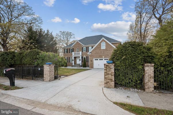 Attached, Exterior, Facade, Brick Facade, French Provincial