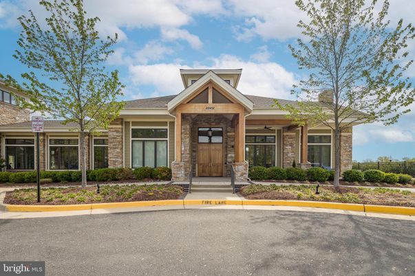 Exterior, Facade, Brick Facade, Ranch