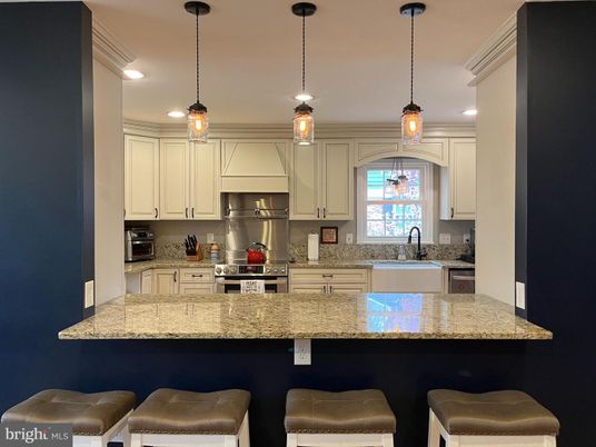 Interior, Kitchen, Pendant Lights, Recessed Lighting, Stainless Steel Appliances