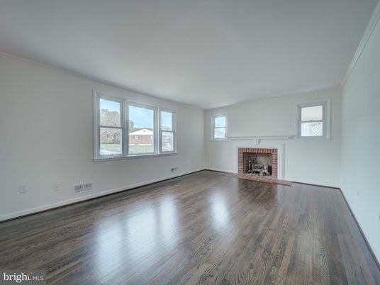 Empty room, Fireplace, Interior, Wood Texture Flooring
