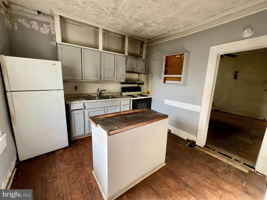 Interior, Kitchen, Wood Texture Flooring