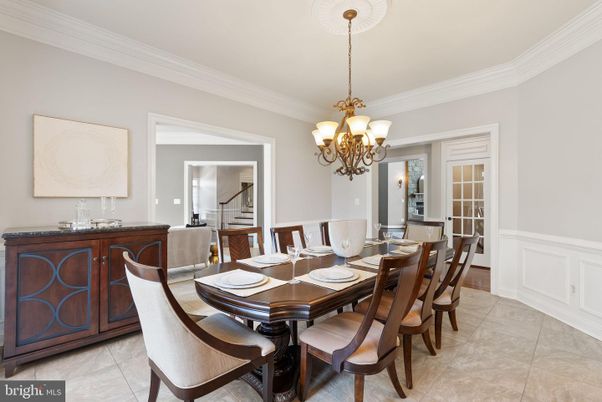 Chandelier, Dining room, Interior