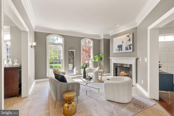Fireplace, Interior, Living room, Recessed Lighting