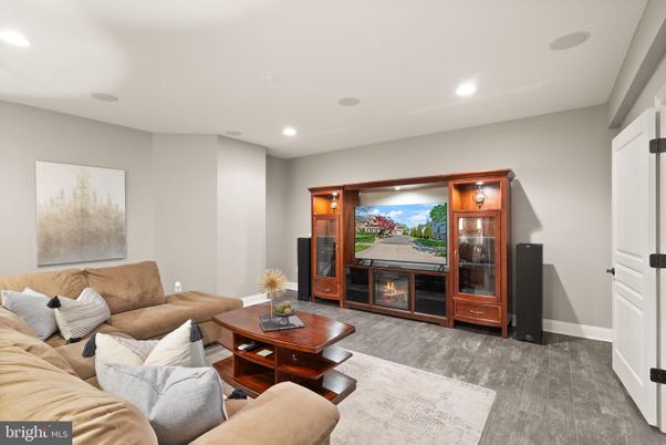 Fireplace, Interior, Living room, Recessed Lighting