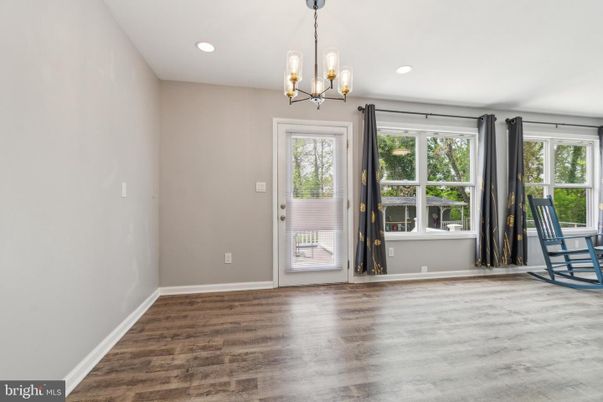 Empty room, Interior, Pendant Lights, Recessed Lighting, Wood Texture Flooring