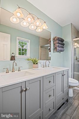 Bathroom, Dual Sink Vanities, Glass Shower, Interior