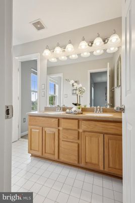 Bathroom, Dual Sink Vanities, Interior
