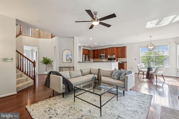 Dining room, Interior, Kitchen, Living room, Pendant Lights, Recessed Lighting, Stainless Steel Appliances, Wood Texture Flooring