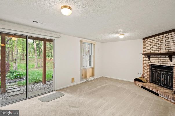 Empty room, Fireplace, Interior
