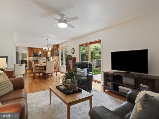 Chandelier, Dining room, Interior, Kitchen, Living room, Stainless Steel Appliances, Wood Texture Flooring