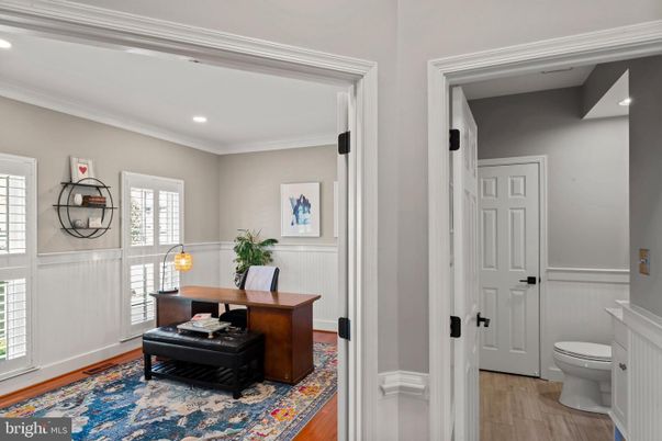 Bathroom, Home Office, Interior, Recessed Lighting, Wood Texture Flooring