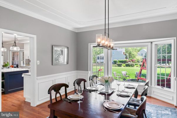 Dining room, Interior, Kitchen, Pendant Lights, Wood Texture Flooring