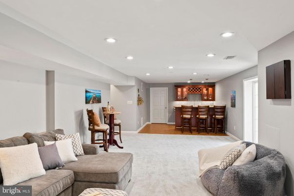 Dining room, Interior, Kitchen, Living room, Pendant Lights, Recessed Lighting, Wood Texture Flooring