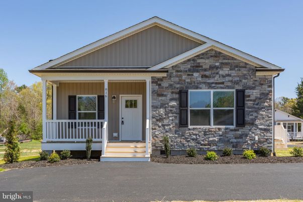 Exterior, Facade, American Craftsman