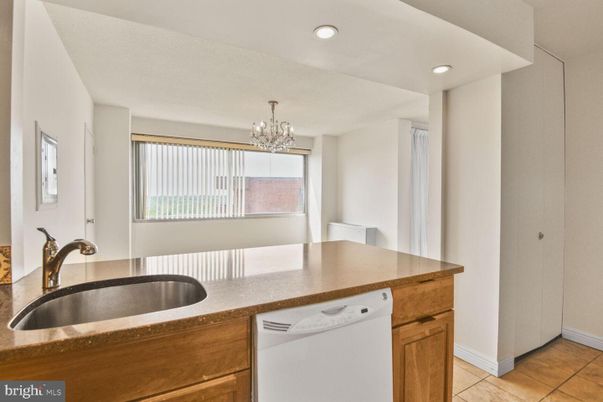 Chandelier, Interior, Kitchen, Recessed Lighting