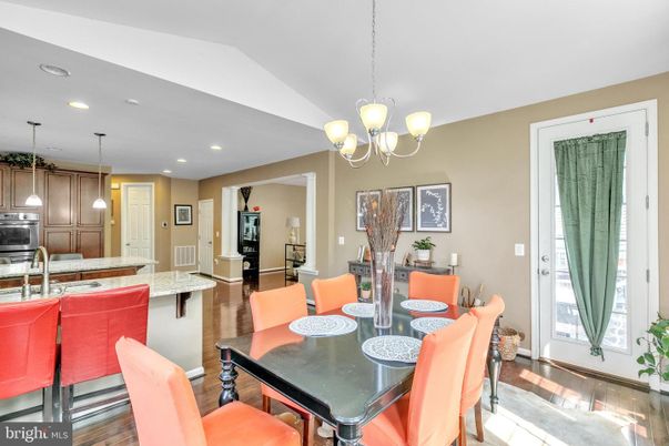 Chandelier, Dining room, Interior, Pendant Lights, Recessed Lighting, Wood Texture Flooring