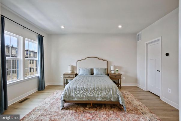 Bedroom, Interior, Recessed Lighting, Wood Texture Flooring