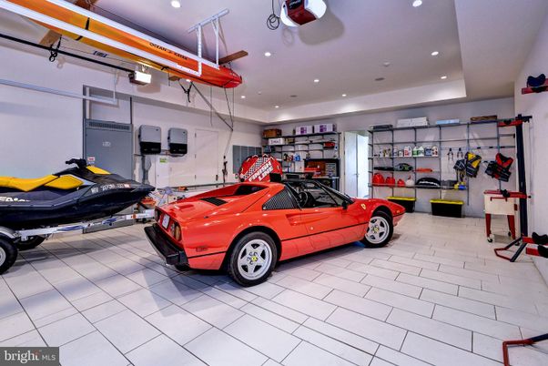 Garage, Interior, Recessed Lighting