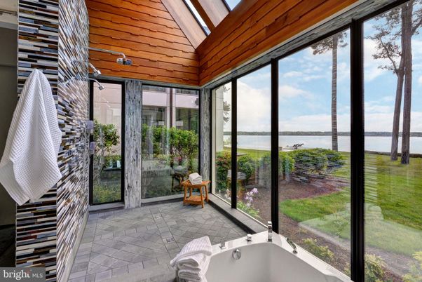 Interior, Sun Room, Water, Wooden Ceilings