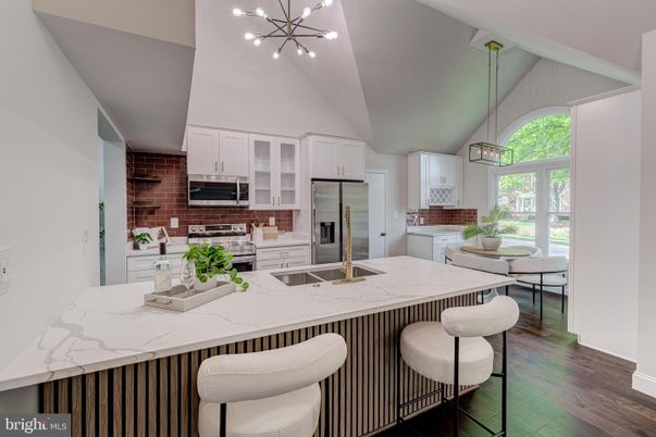 Interior, Kitchen, Pendant Lights, Stainless Steel Appliances, Wood Texture Flooring