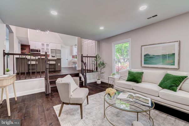 Interior, Kitchen, Living room, Recessed Lighting, Wood Texture Flooring