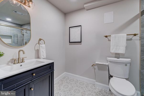 Bathroom, Interior, Recessed Lighting
