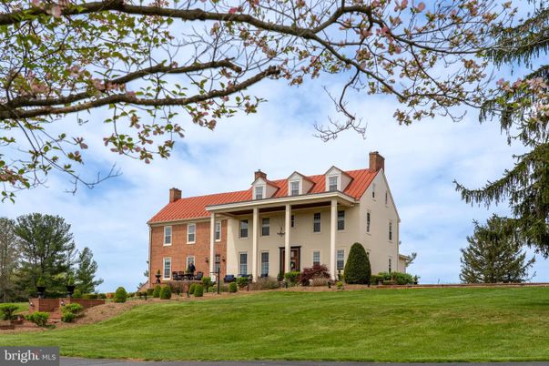 Exterior, Facade, Brick Facade, French Provincial